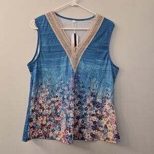 NWT Saukole Blue and Pink Floral Sleeveless Women's Top in Size Large